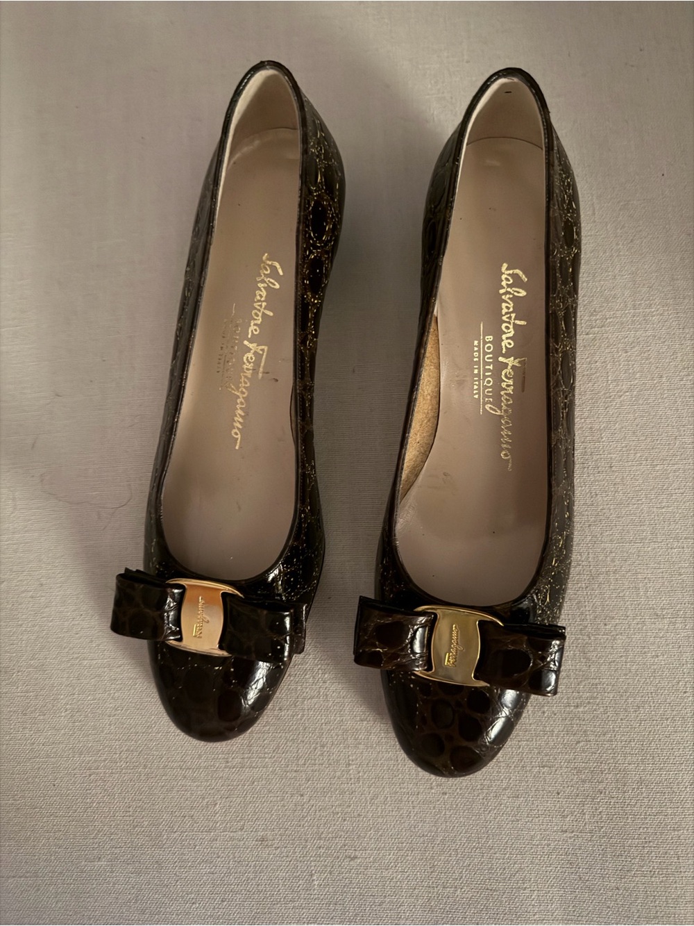 Salvatore Ferragamo Black Patent Vara Bow Croc-Embossed Ballet Flats